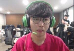 曼联急于摆