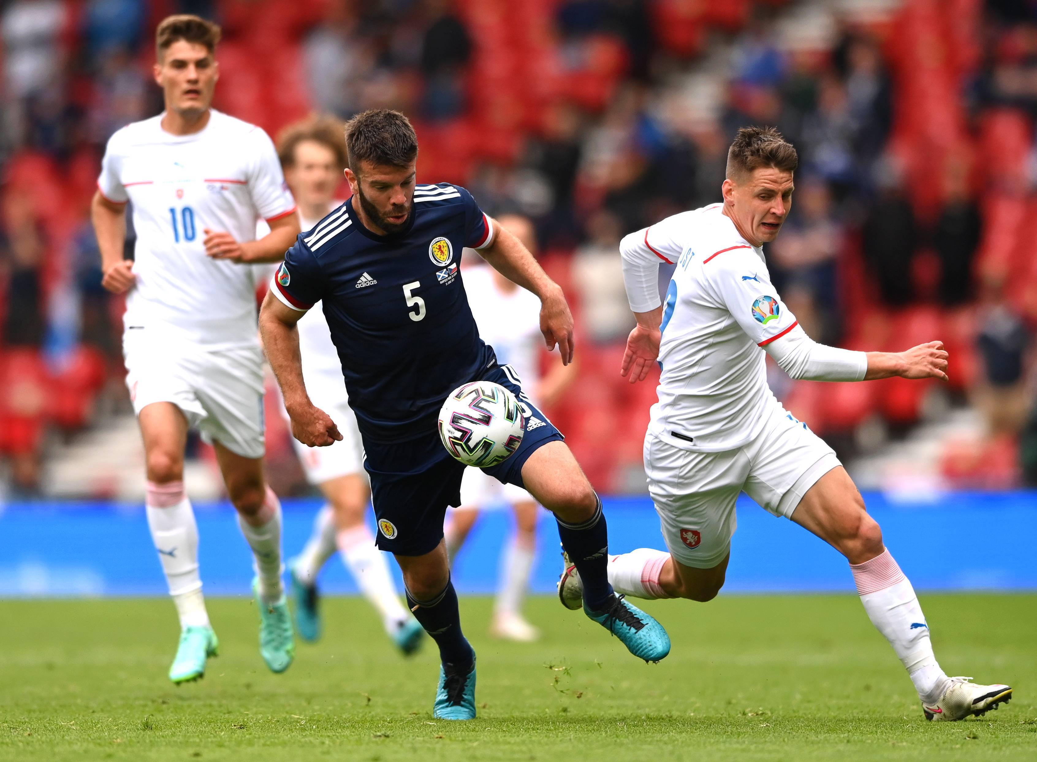 在竞争激烈 在竞争激烈