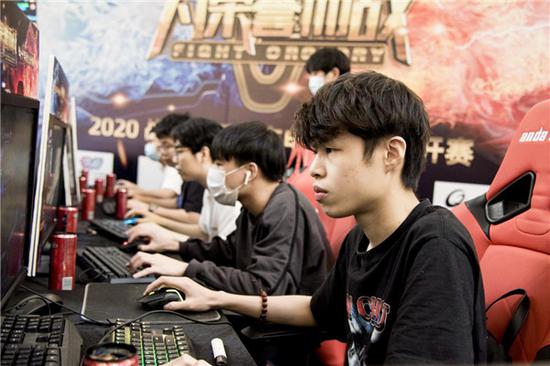 类似的暂停 类似的暂停