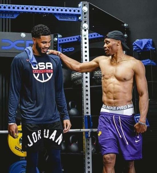 人英雄球 人英雄球