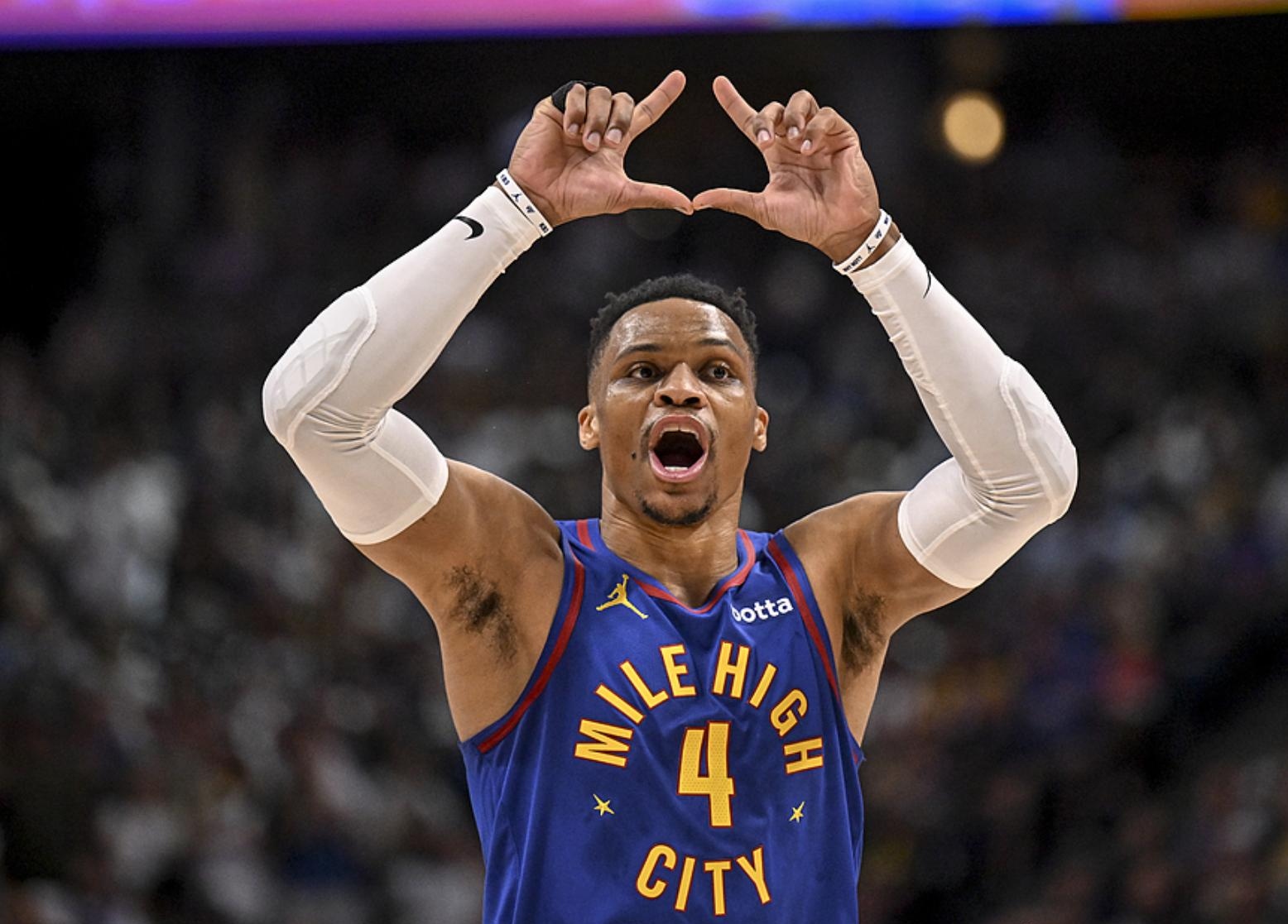 场的活力引 场的活力引