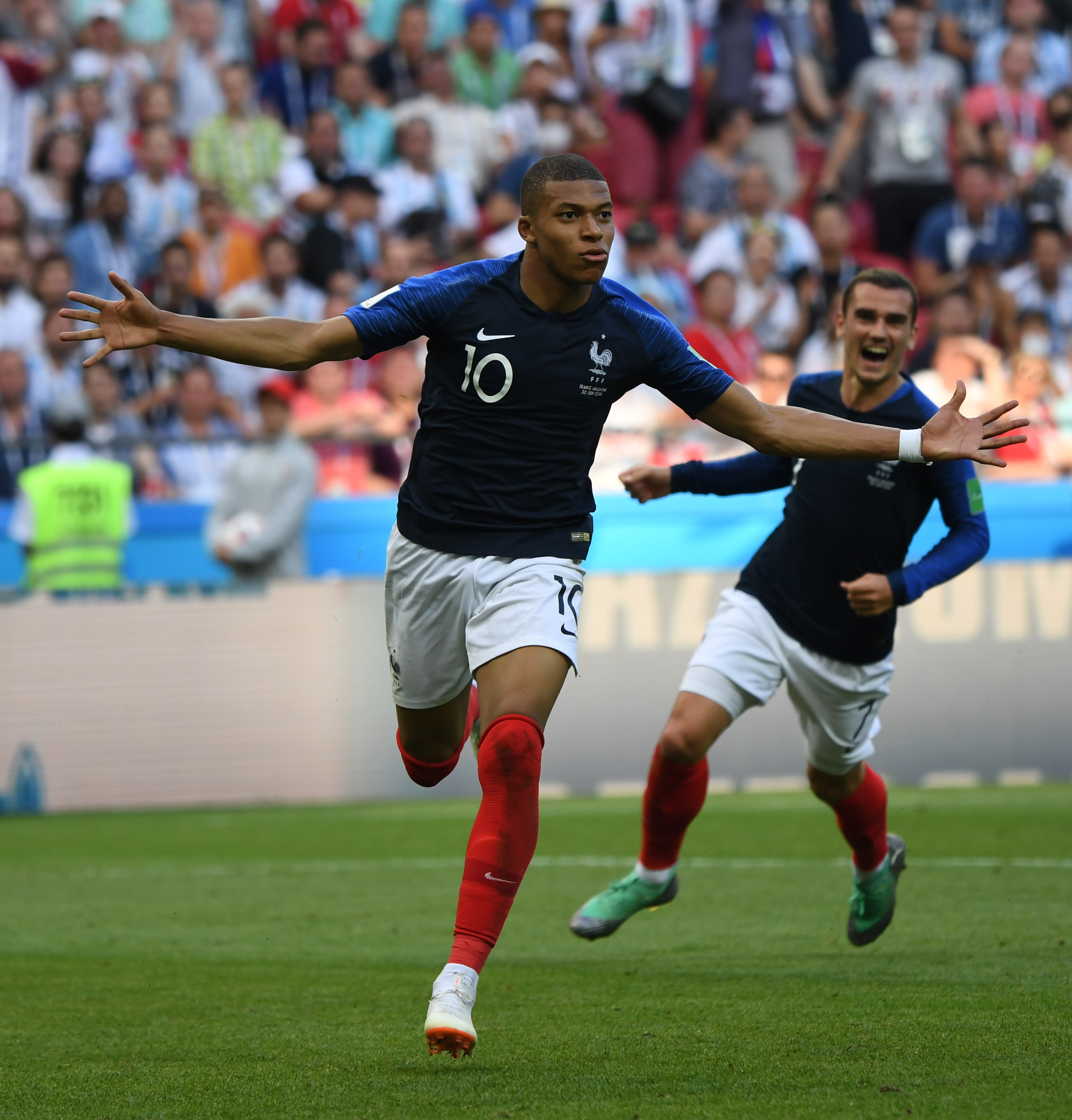 中台为核心 中台为核心