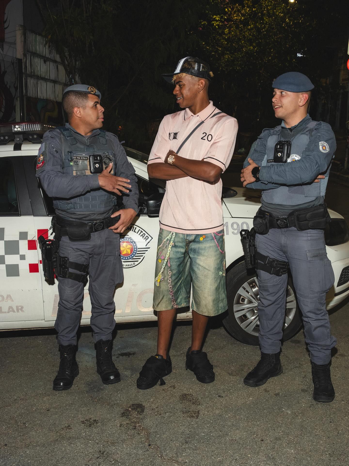 布伦森用一 布伦森用一