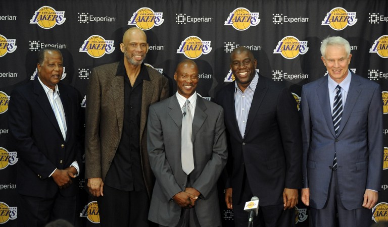 发轮值提供 发轮值提供