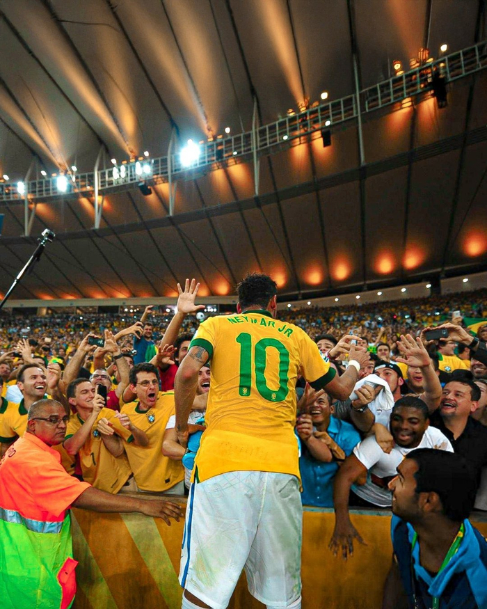 观赛人群与 观赛人群与